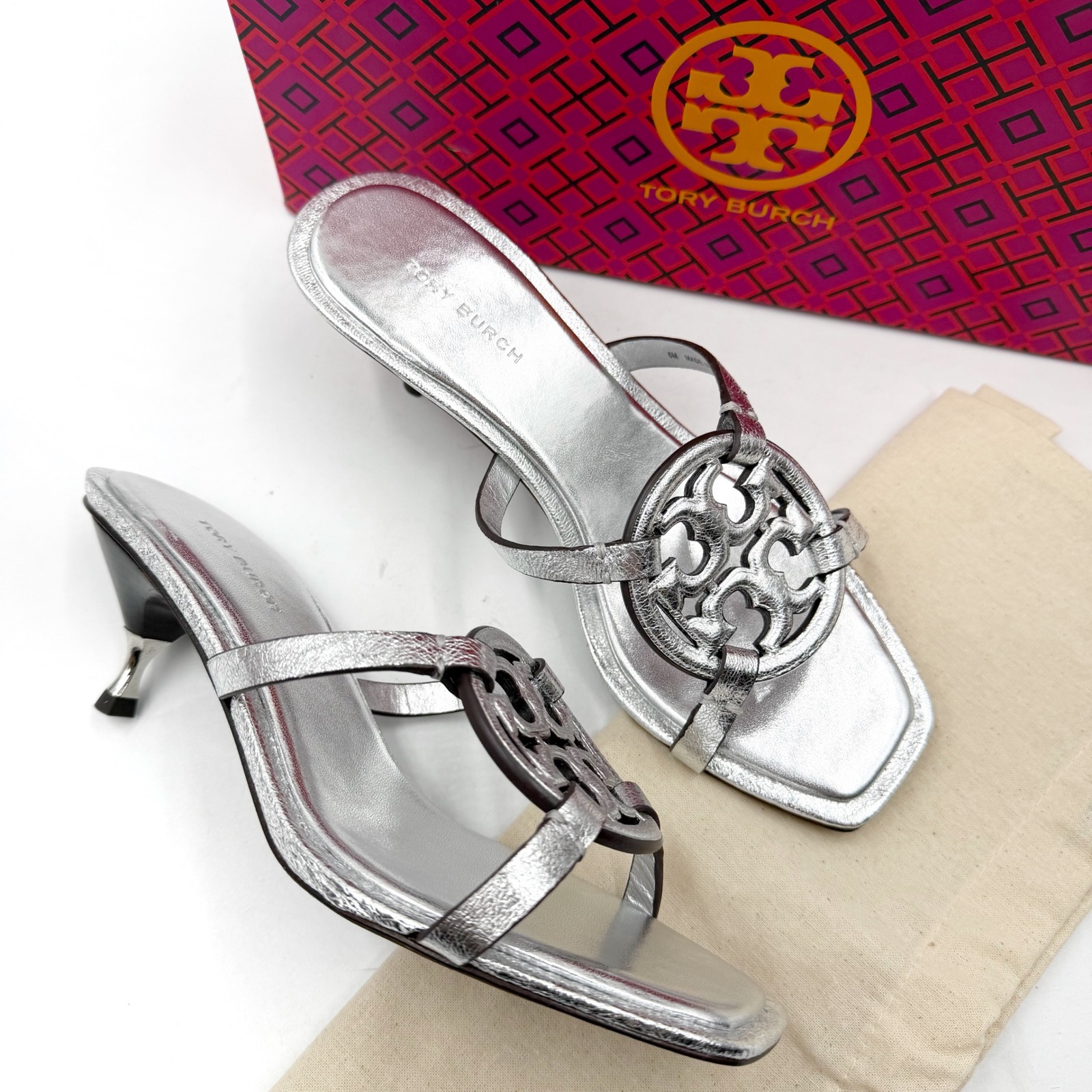 Tory Burch Geo Bombe Miller Sandals Metallic Silver Thong Low Heel Sz 6